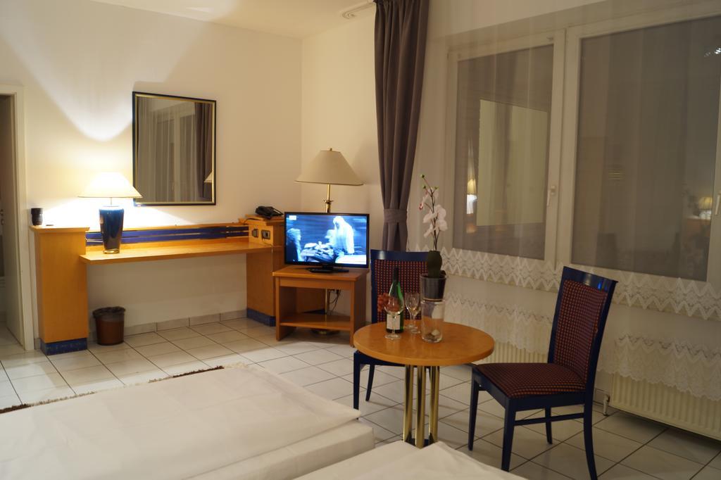 Hotel Rahlstedter Hof Αμβούργο Εξωτερικό φωτογραφία