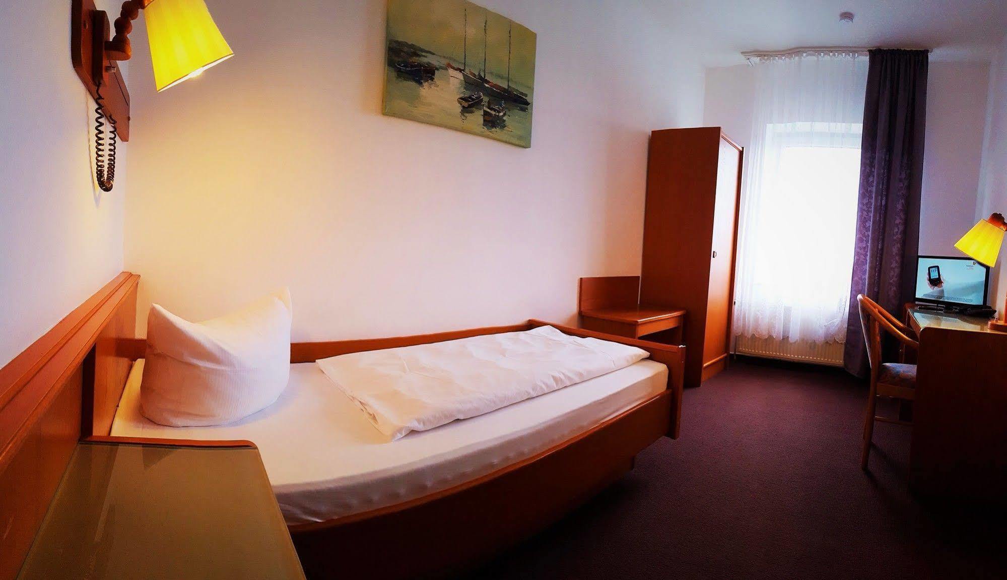 Hotel Rahlstedter Hof Αμβούργο Εξωτερικό φωτογραφία